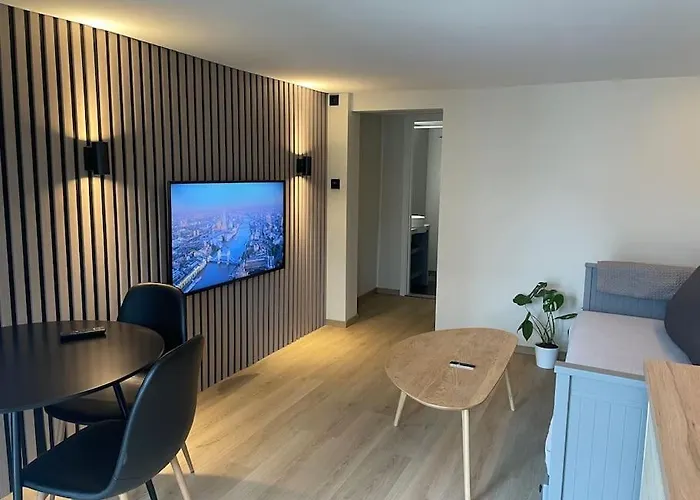 Cosy Studio 600M From Centrum!